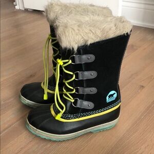 Sorel Black and Yellow Winter Boots